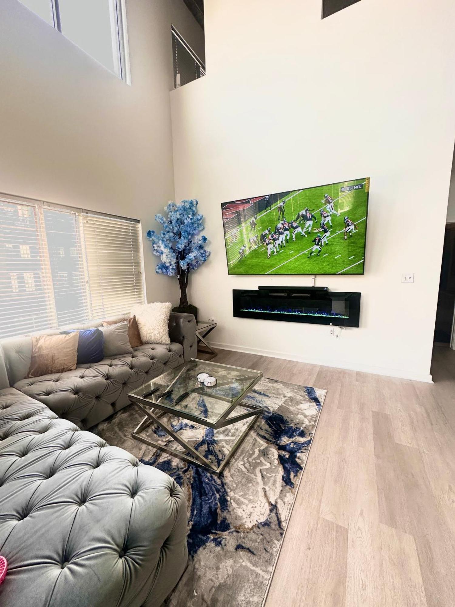 Апартаменты Grand 3Br Loft In Atlantic Station Атланта Экстерьер фото