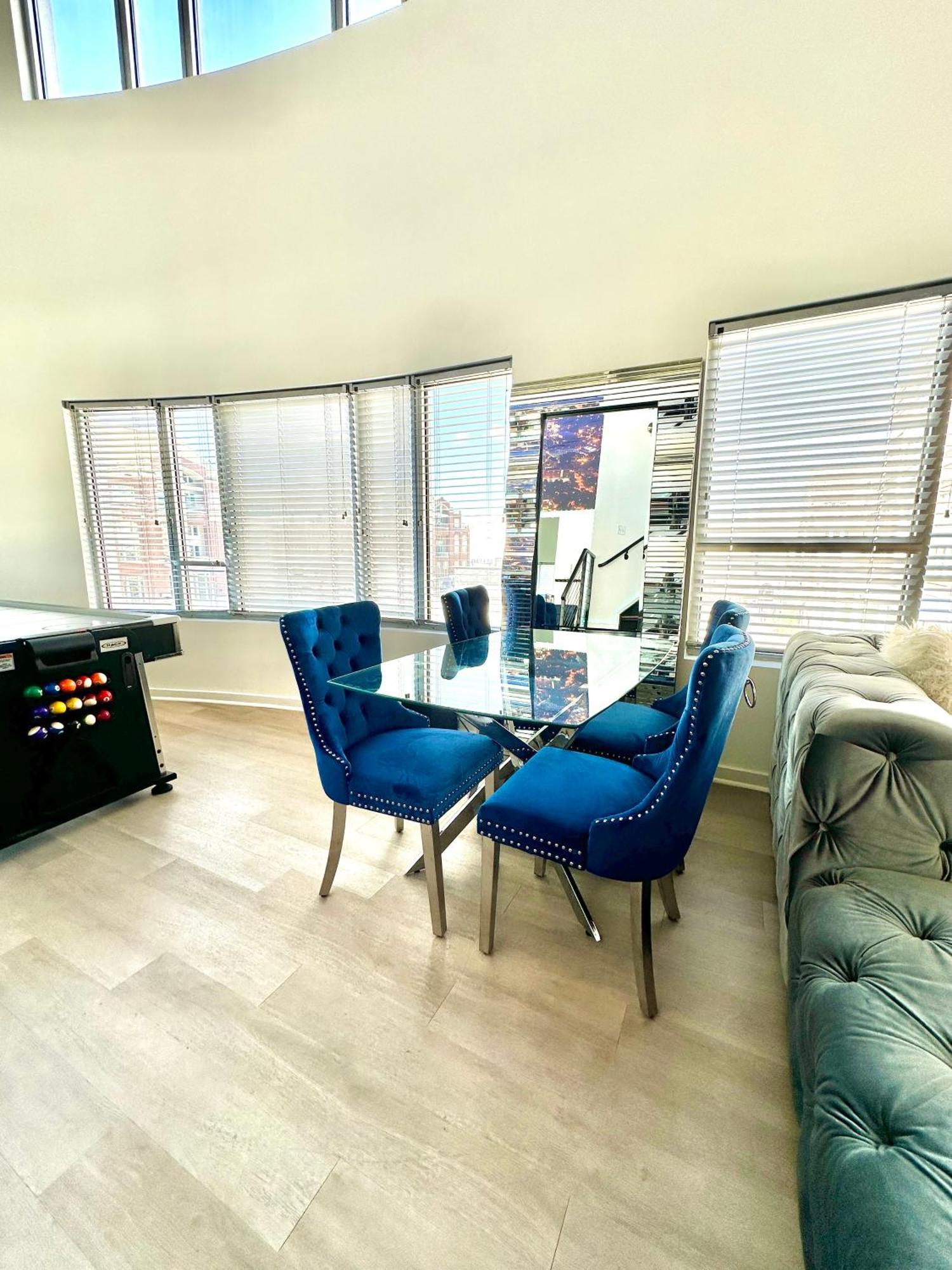 Апартаменты Grand 3Br Loft In Atlantic Station Атланта Экстерьер фото